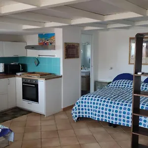 Bonbonniere In Chiaia District Appartement